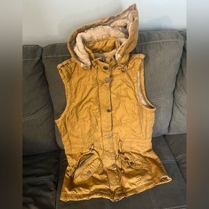 Fall vest
